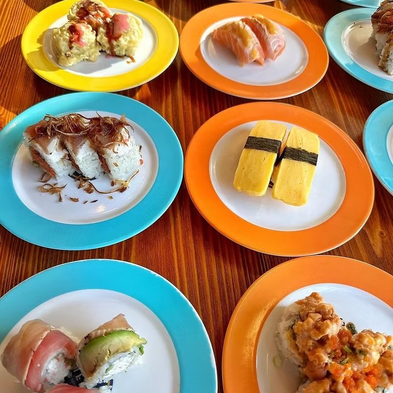 Blue Island Sushi conveyor belt dining Federal Way